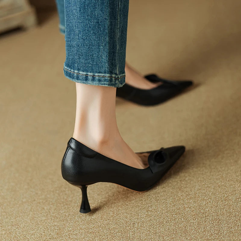 Pointed-Toe Heel (Flavia)