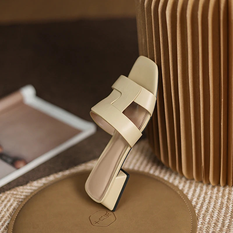 Square-Toe Mule (Diana)