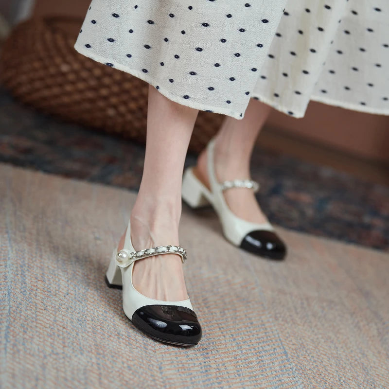 Round-Toe Mary-Jane (Laura)