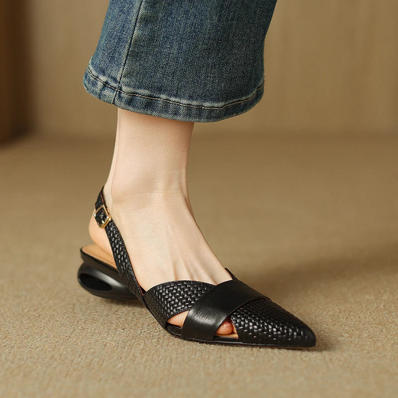 Pointed-Toe Sandal (Vania)