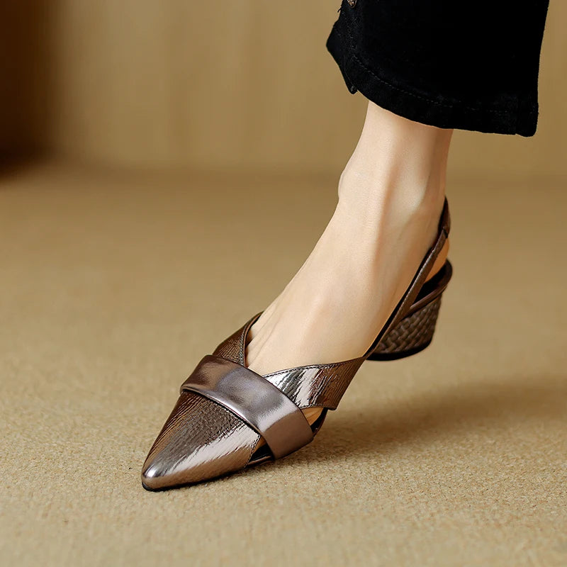 Pointed-Toe Sandal (Vita)