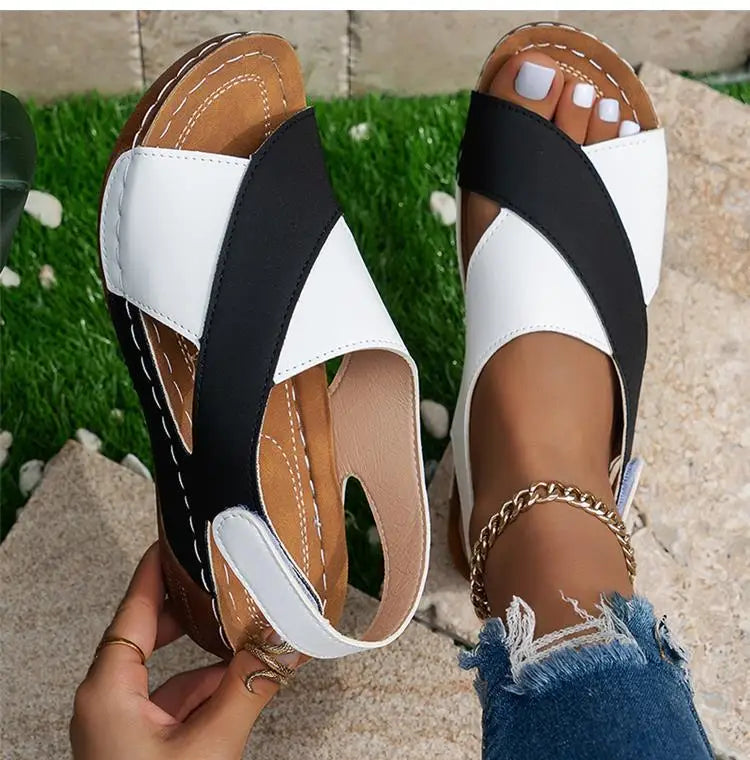 Round-Toe Wedge (Tilly)