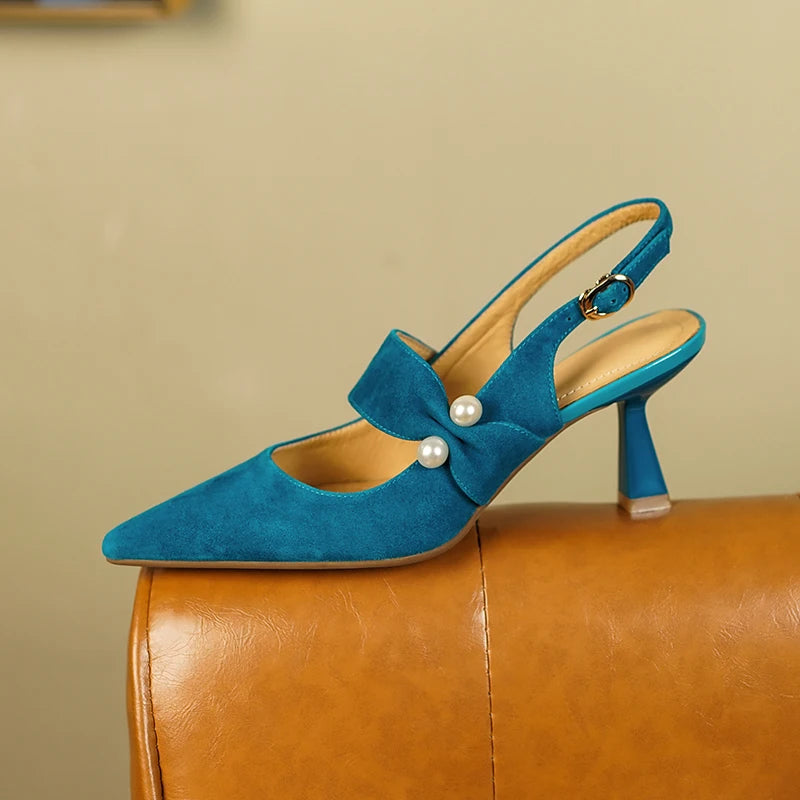 Pointed-Toe Heel (Carmen)