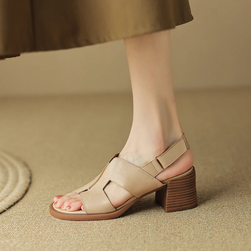 Square-Toe Sandal (Savannah)