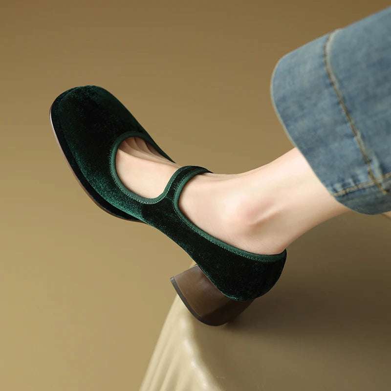 Square-Toe Mary-Jane (Carla)
