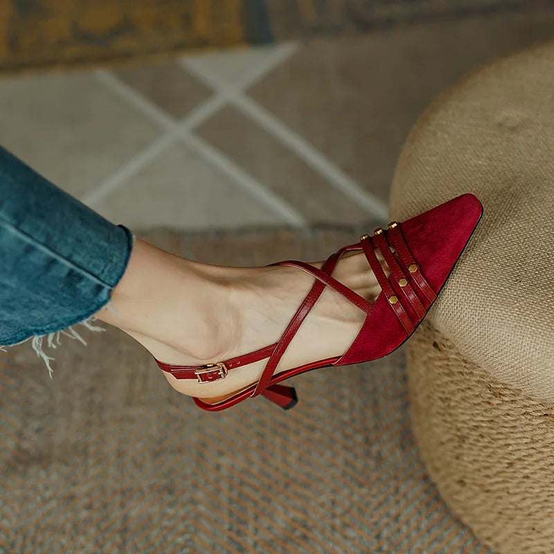 Pointed-Toe Heel (Aaliyah)