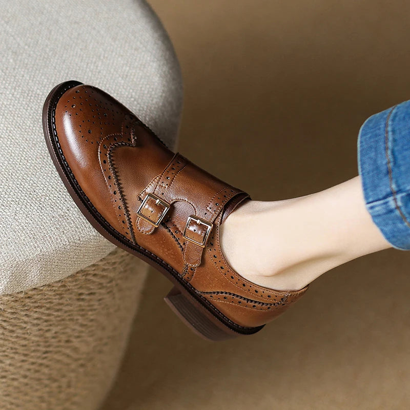 Round-Toe Oxford (Stella)