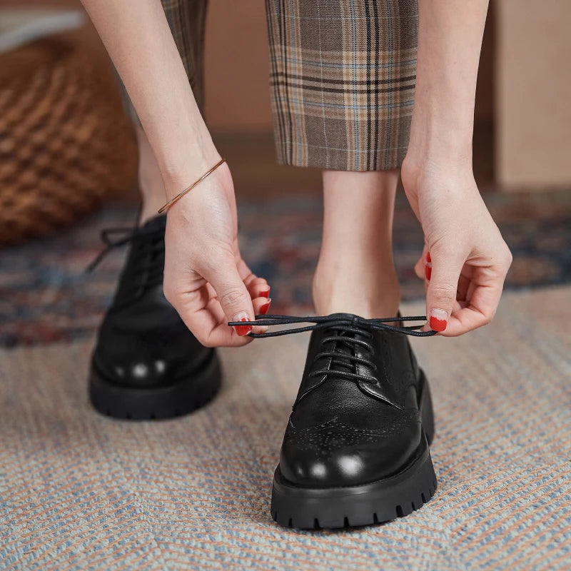 Round-Toe Lace-up (Marcie)