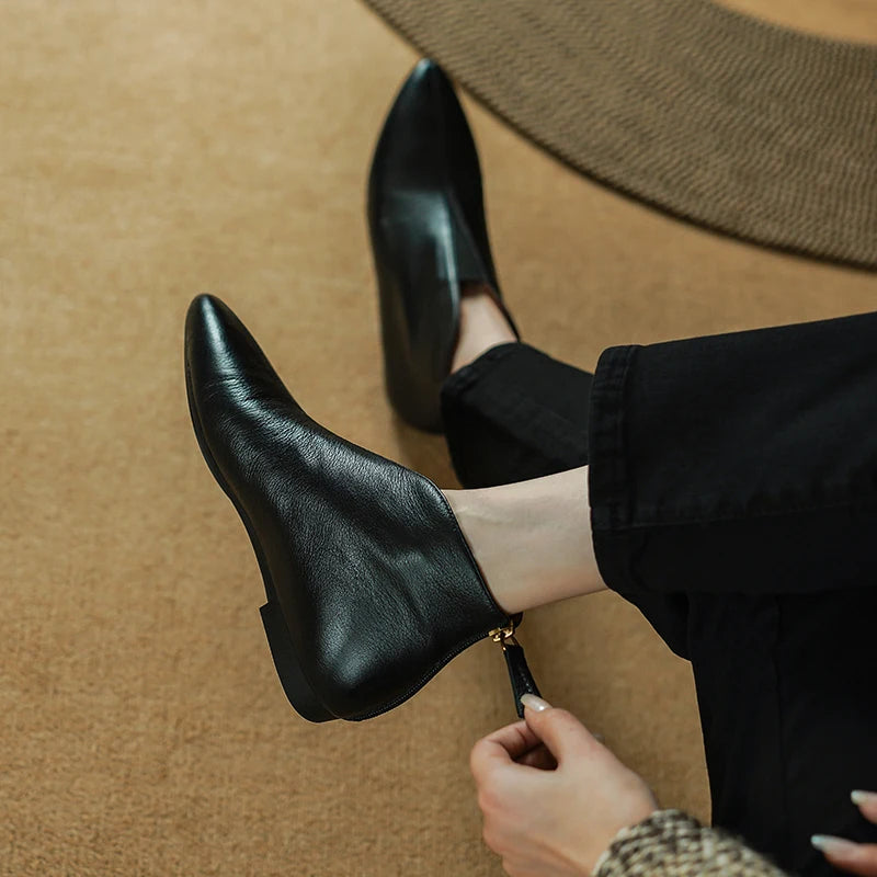 Pointed-Toe Ankle Boot (Rani)