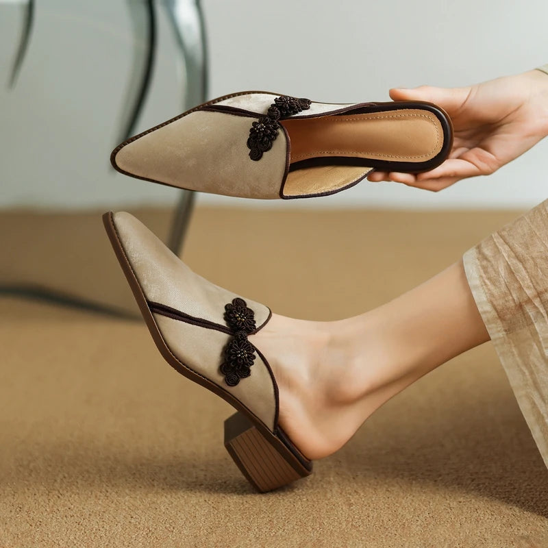 Pointed-Toe Mule (Fabiola)