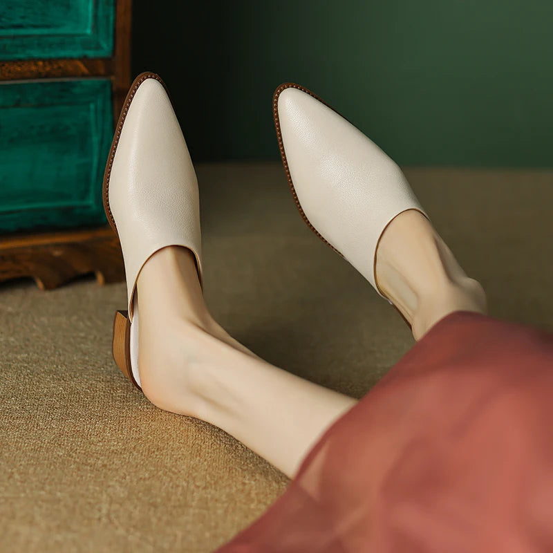Pointed-Toe Mule (Yvonne)