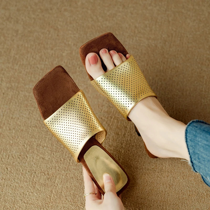 Square-Toe Heel (Nerina)
