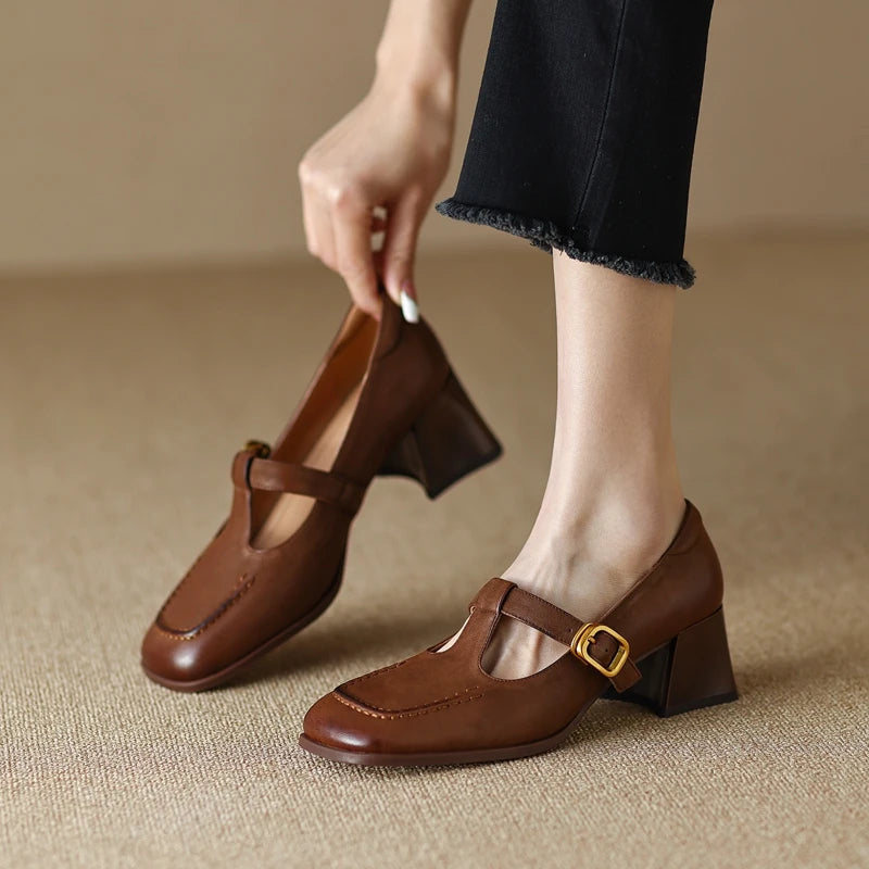 Square-Toe Mary-Jane (Olivea)