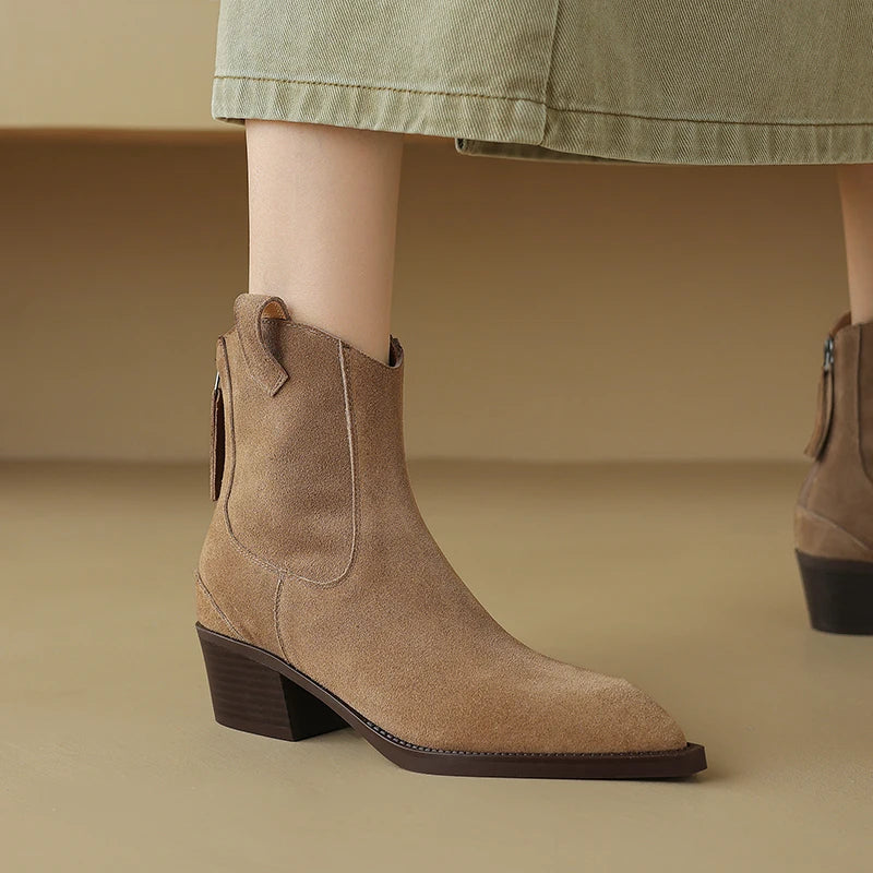 Pointed-Toe Ankle Boot (Zana)