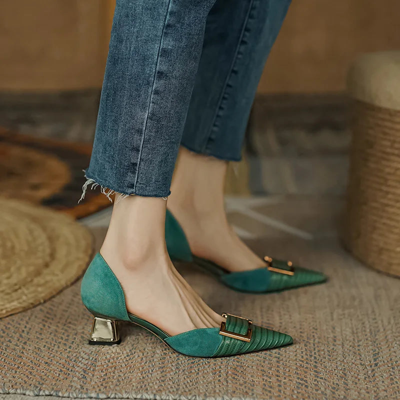 Pointed-Toe Heel (Teresa)