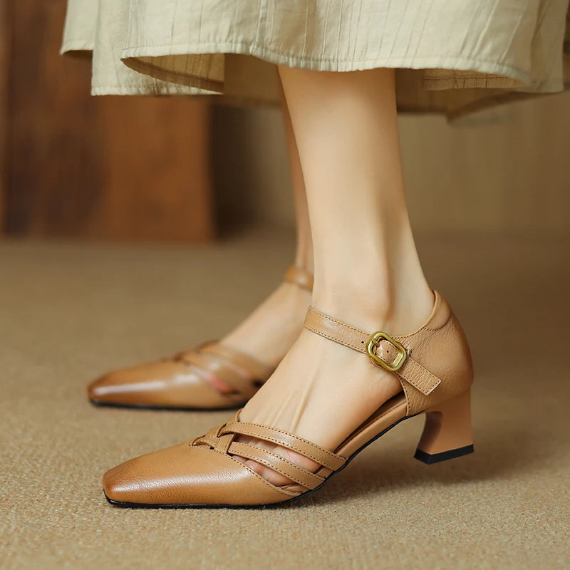 Pointed-Toe Sandal (Vena)