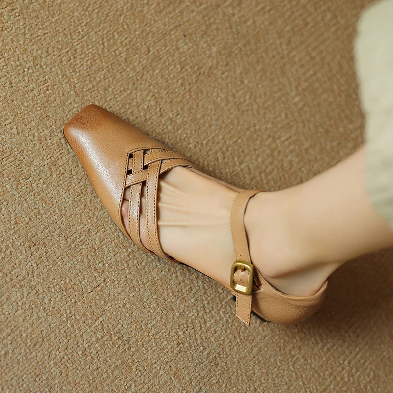 Pointed-Toe Sandal (Vena)