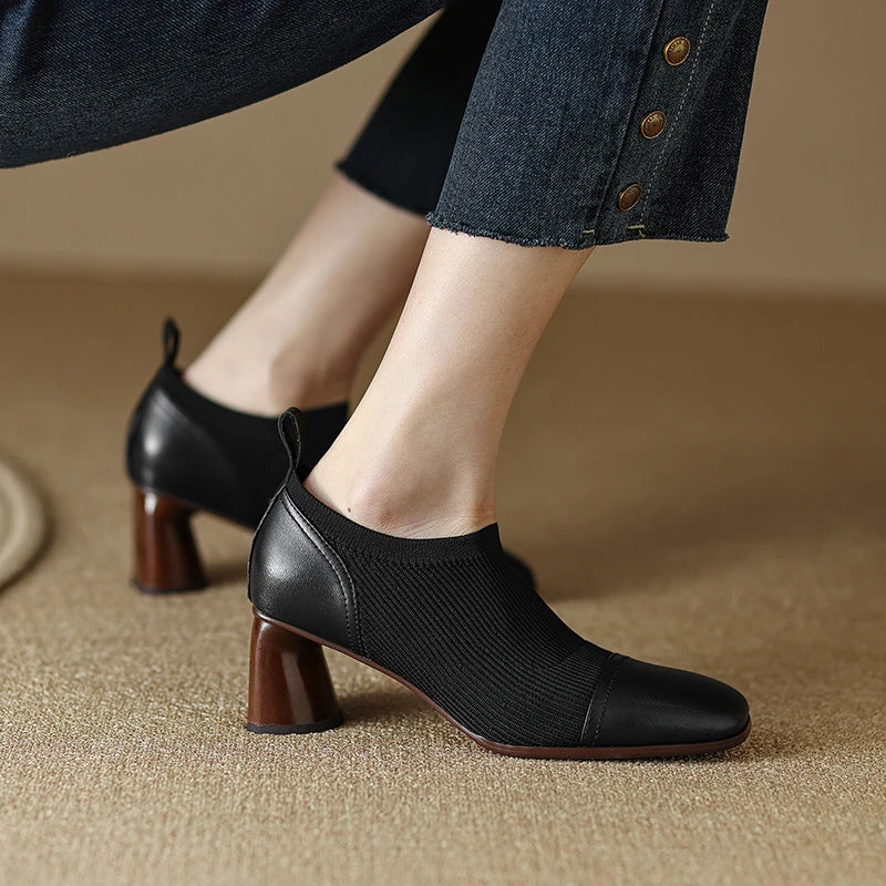 Square-Toe Heel (Ophelia)