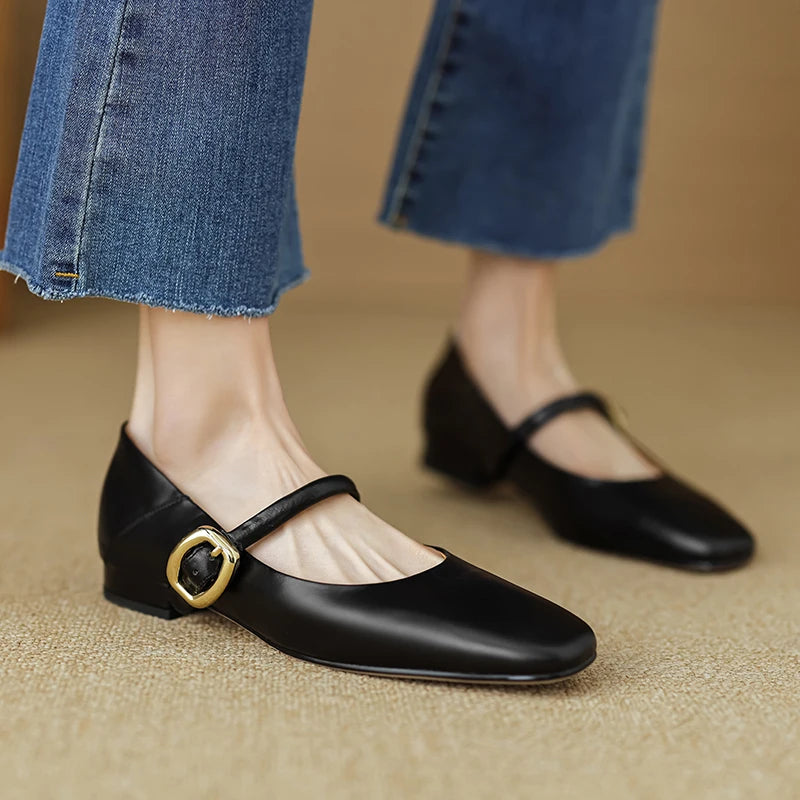 Square-Toe Mary-Jane (Oriana)