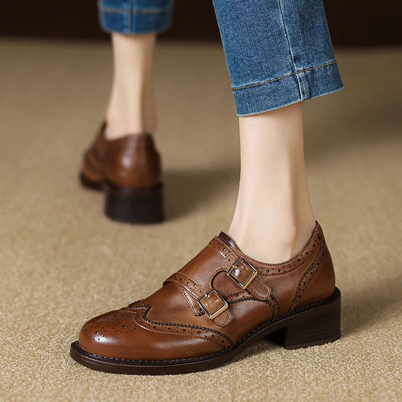 Round-Toe Oxford (Stella)