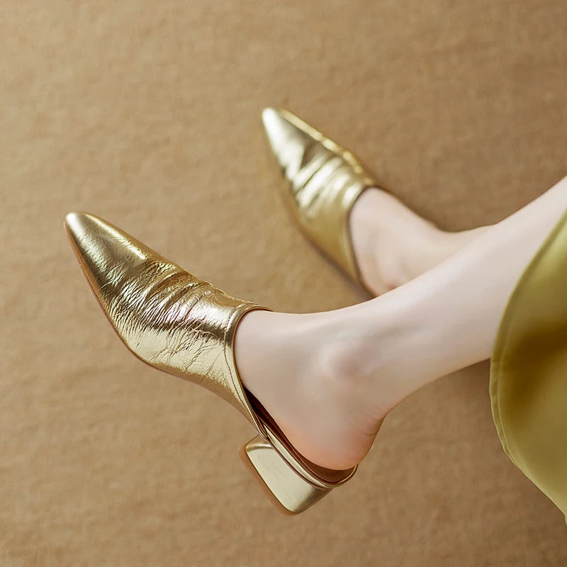 Pointed-Toe Mule (Viola)