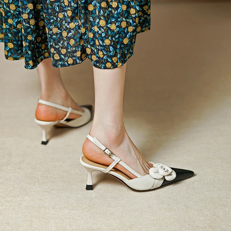 Pointed-Toe Heel (Luna)