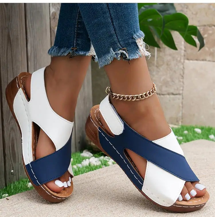 Round-Toe Wedge (Tilly)