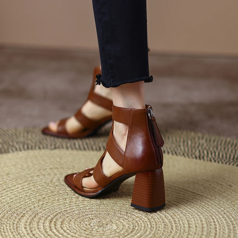 Square-Toe Heel (Tahlia)