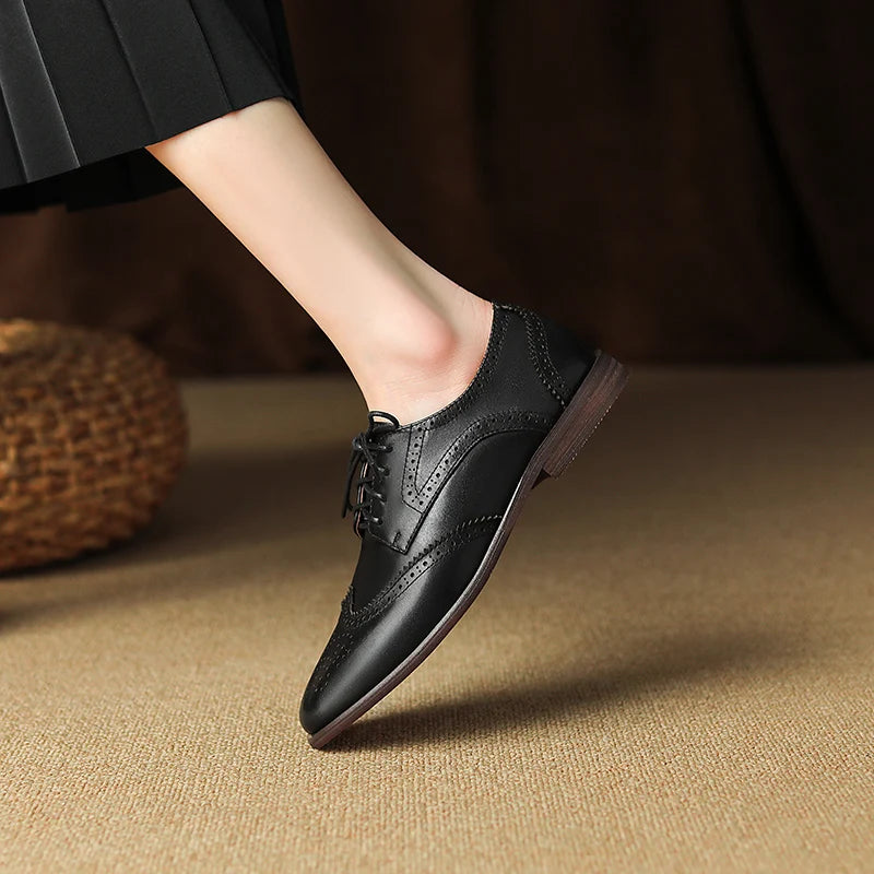 Round-Toe Lace-up (Frances)