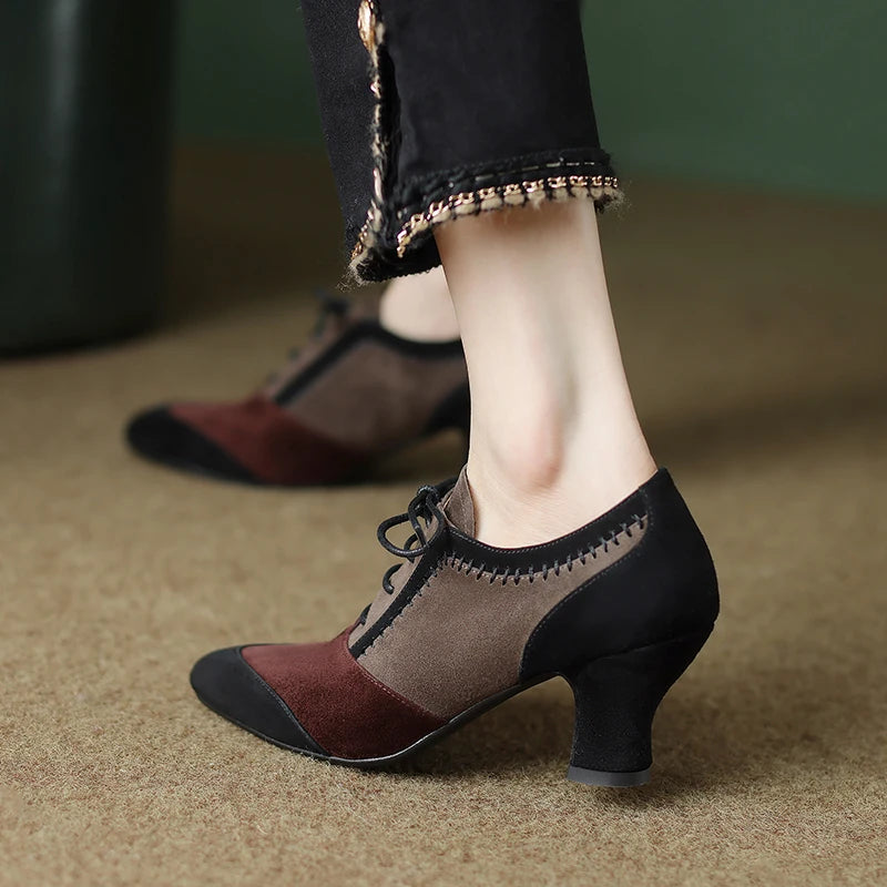 Pointed-Toe Heel (Iris)