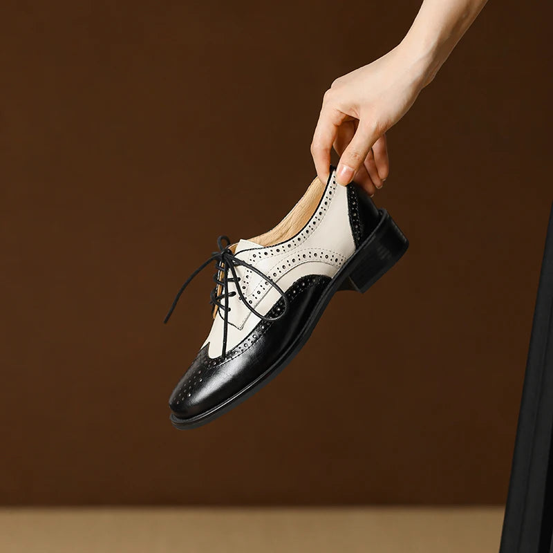 Round-Toe Lace-up (Olivia)