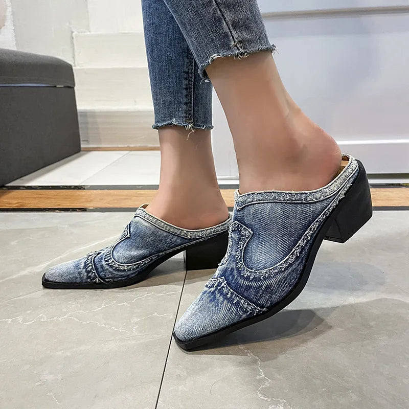 Pointed-Toe Mule (Rhea)