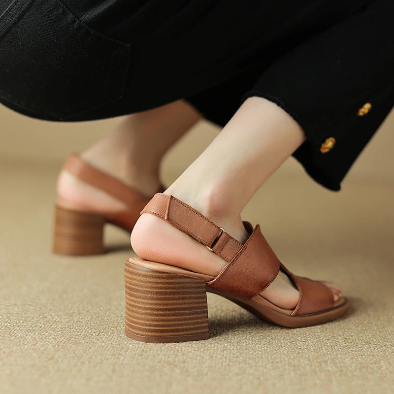 Square-Toe Sandal (Savannah)
