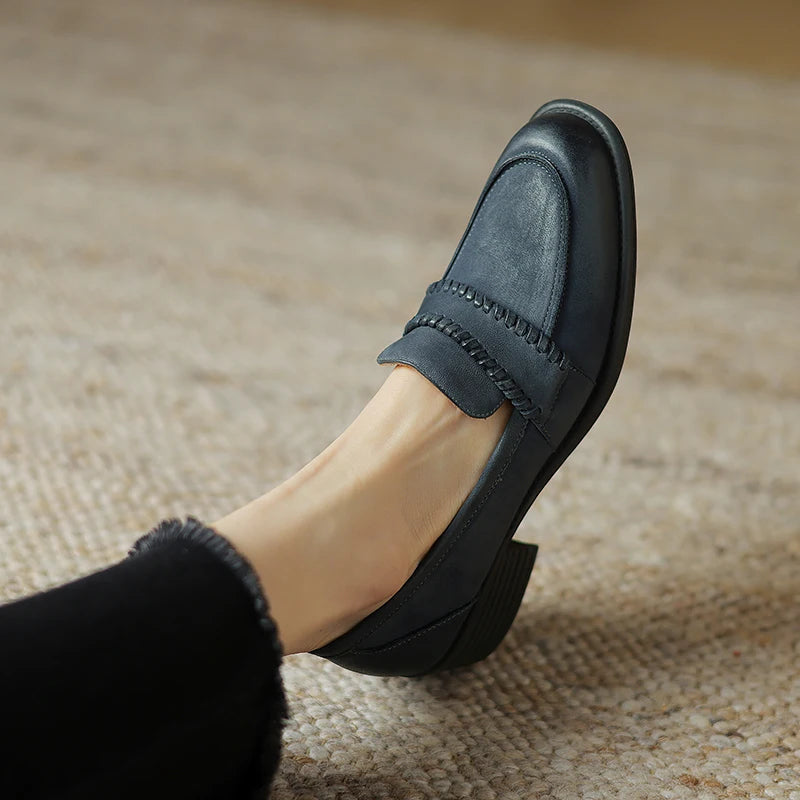 Round-Toe Loafer (Sailor)