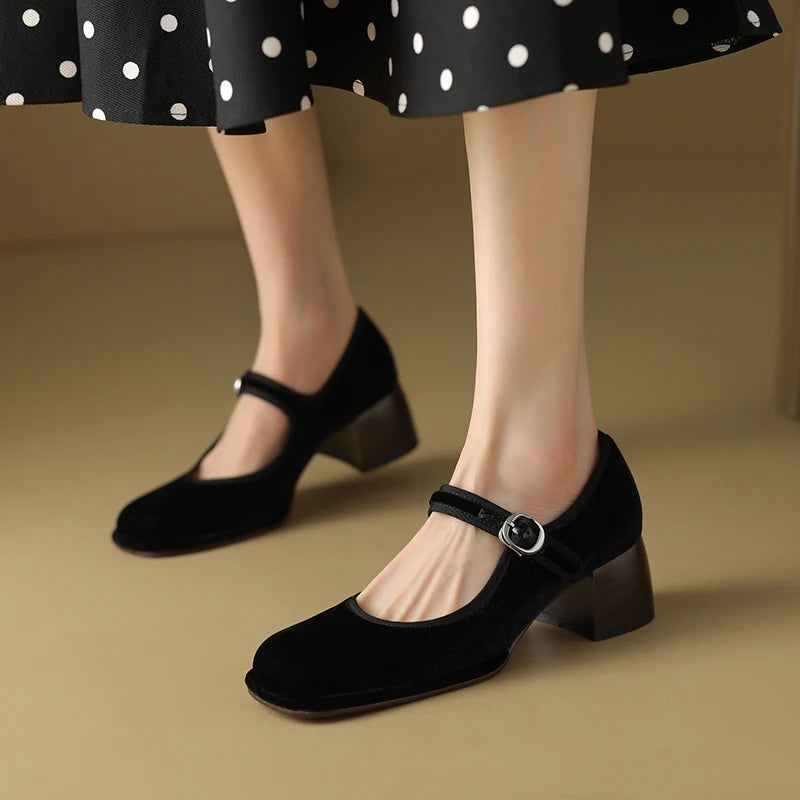 Square-Toe Mary-Jane (Carla)
