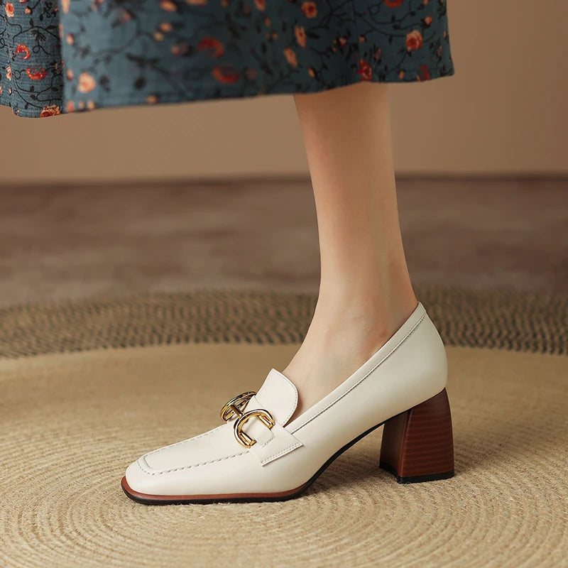 Square-Toe Block Heel (Nuria)