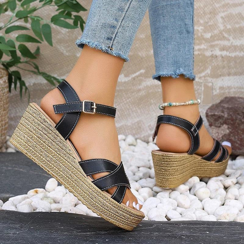 Round-Toe Wedge (Gaia)