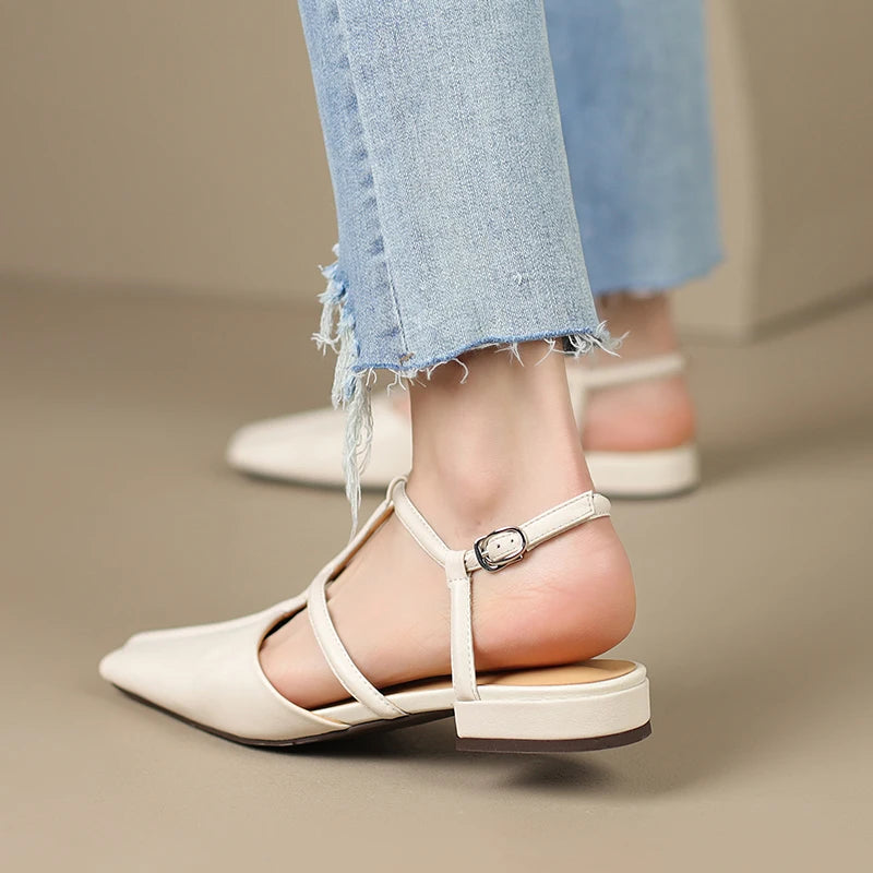 Square-Toe Sandal (Xylia)
