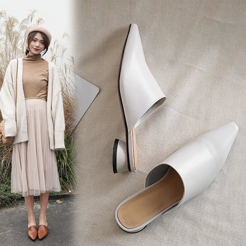Pointed-Toe Mule (Kiana)