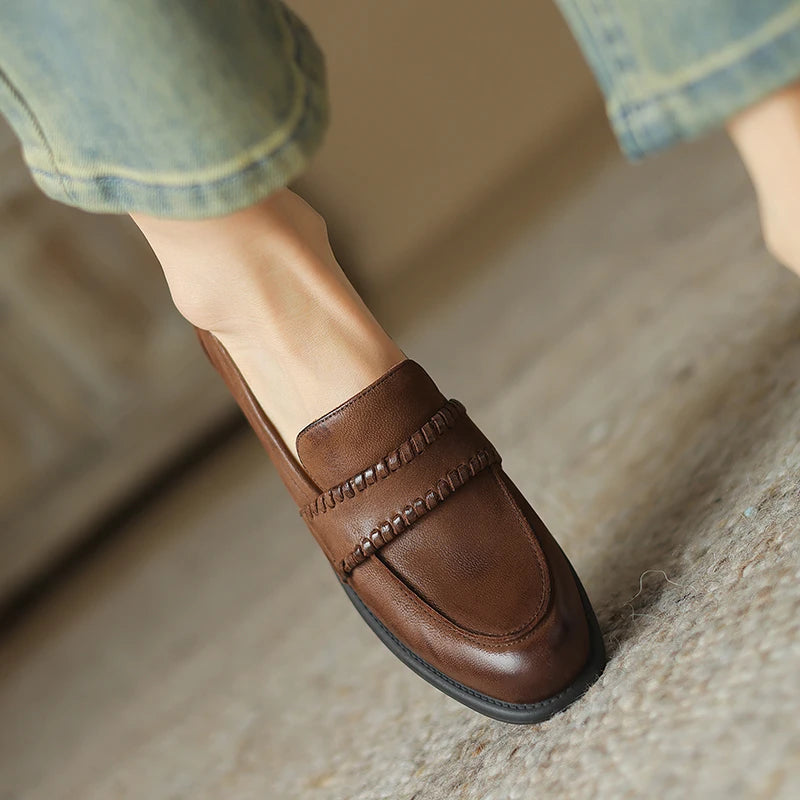 Round-Toe Loafer (Sailor)