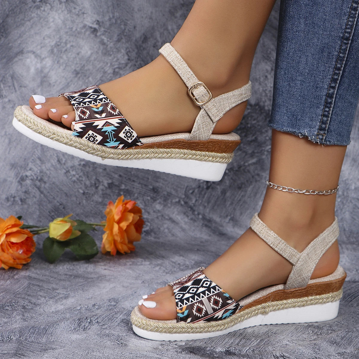 Round-Toe Wedge (Nerida)