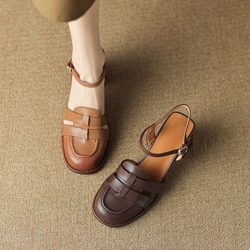 Round-Toe Block Heel (Verónica)