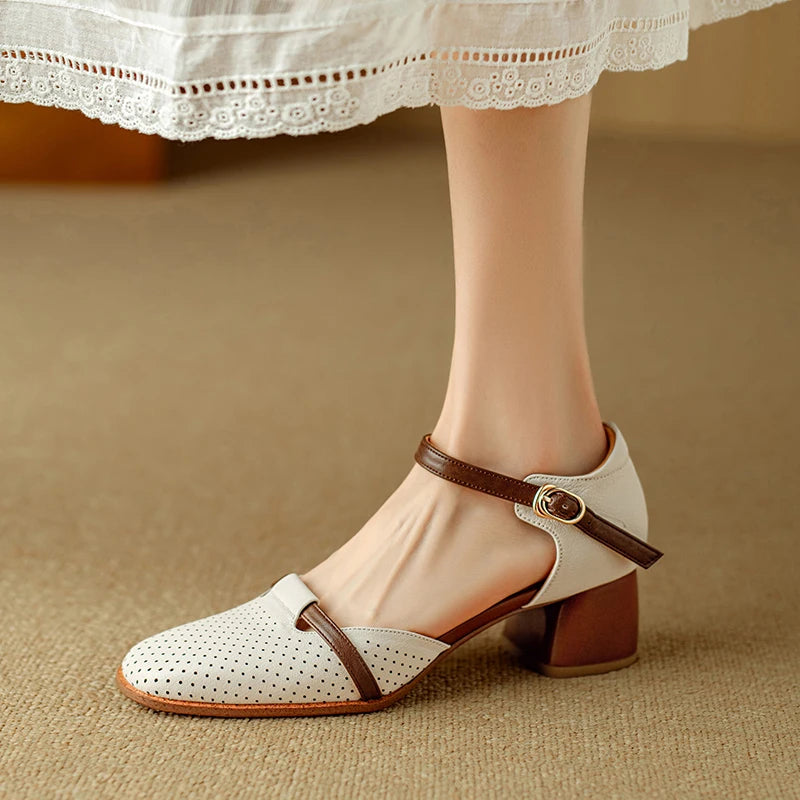 Square-Toe Heel (Perdita)