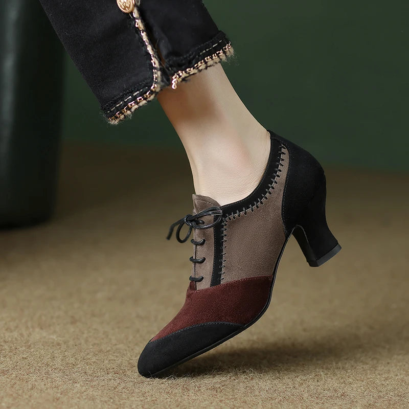 Pointed-Toe Heel (Iris)