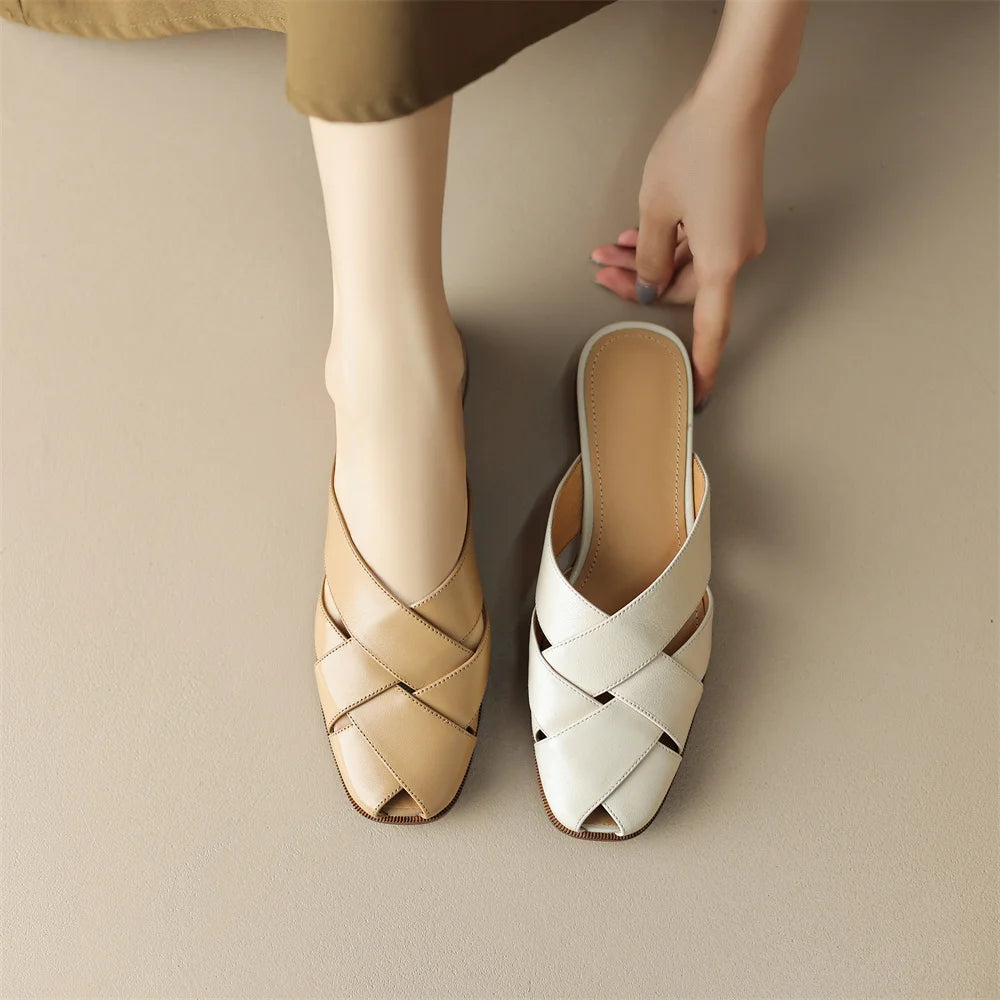 Round-Toe Mule (Amara)