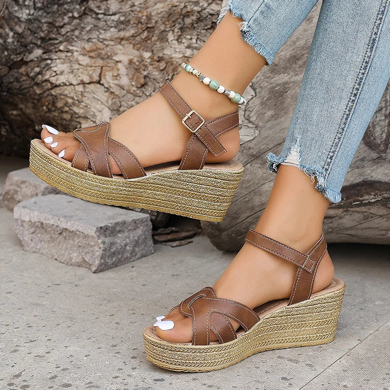 Round-Toe Wedge (Gaia)