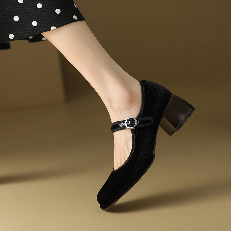 Square-Toe Mary-Jane (Carla)