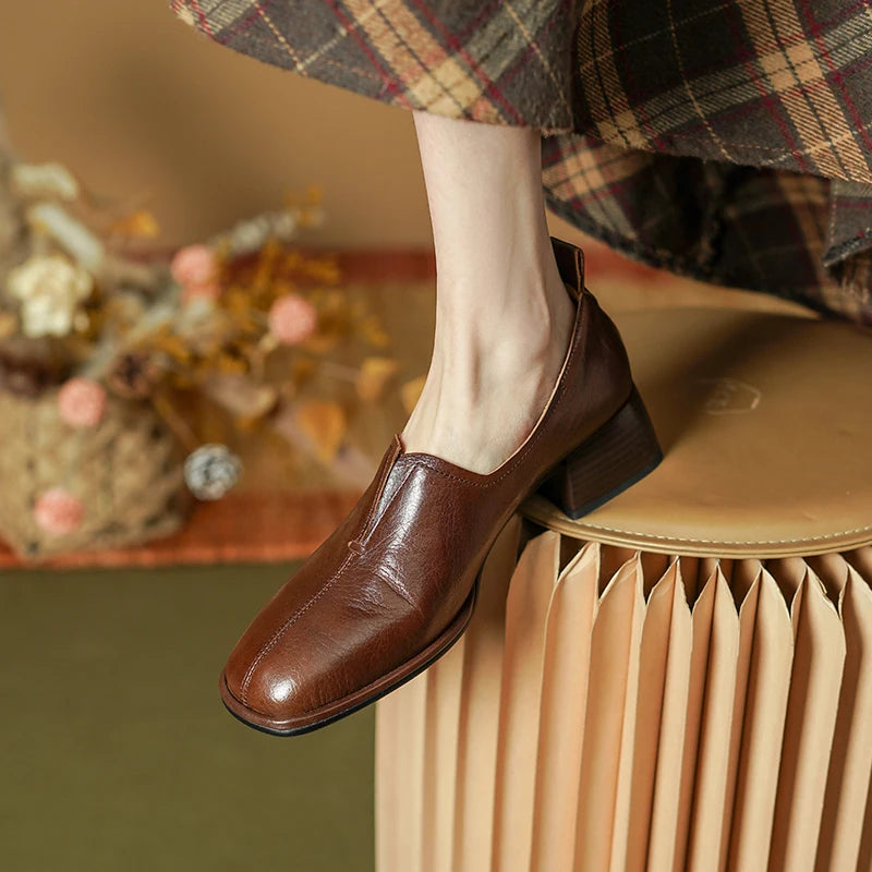 Round-Toe Loafer (Ofelia)