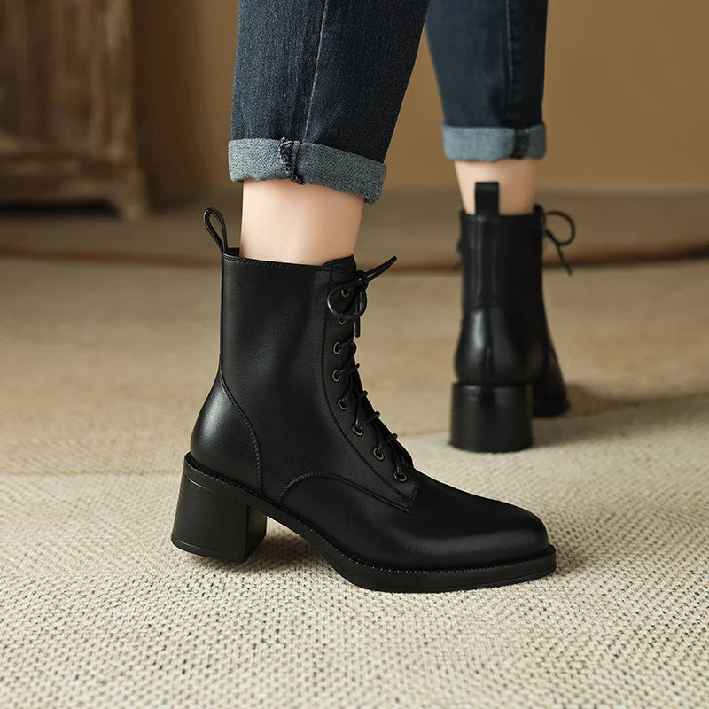 Pointed-Toe Ankle Boot (Indiana)