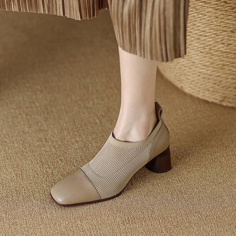 Square-Toe Heel (Ophelia)